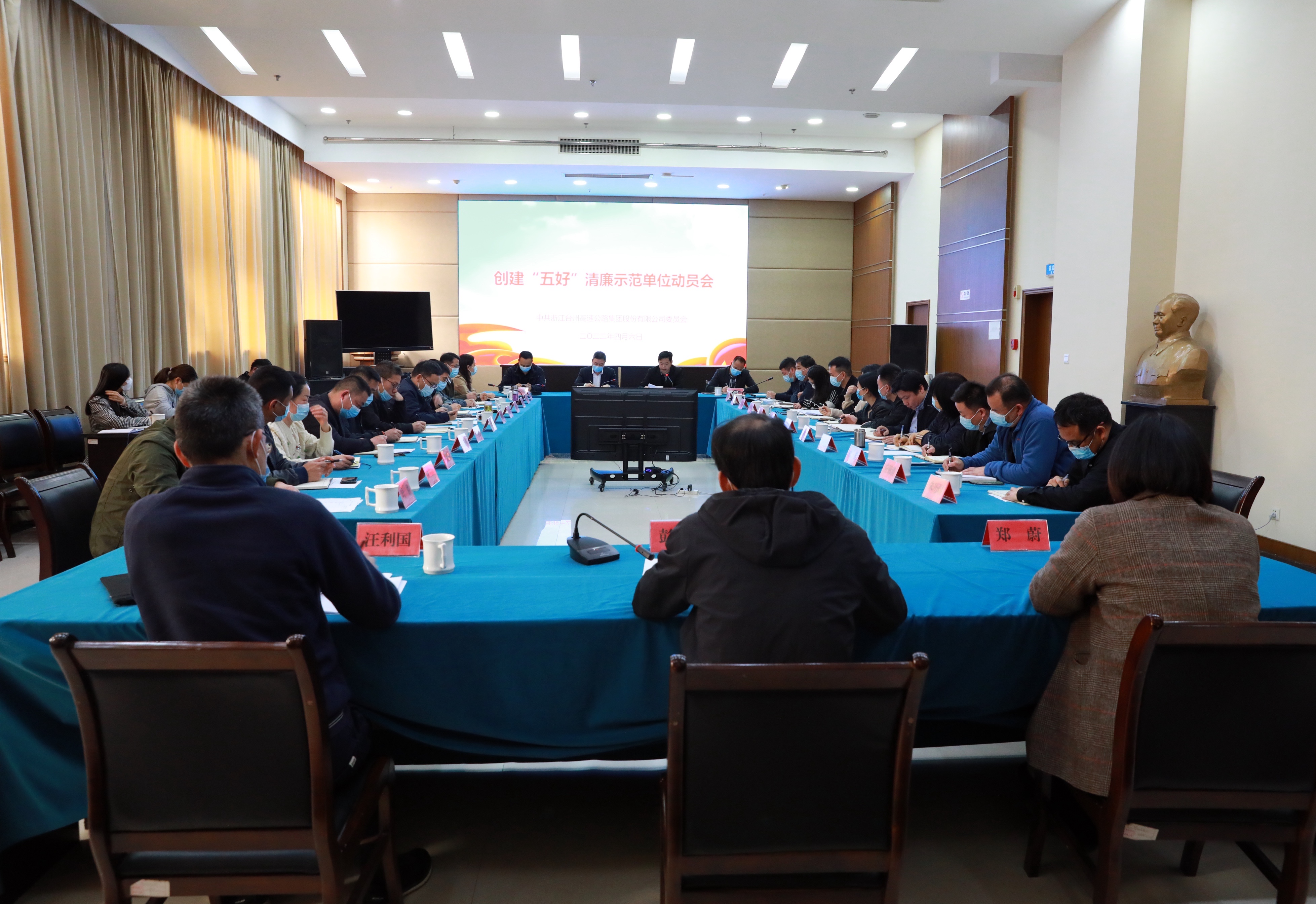 1649232804451774.jpg 994c46189f8b239b04e0de5a95b0b7f.jpg