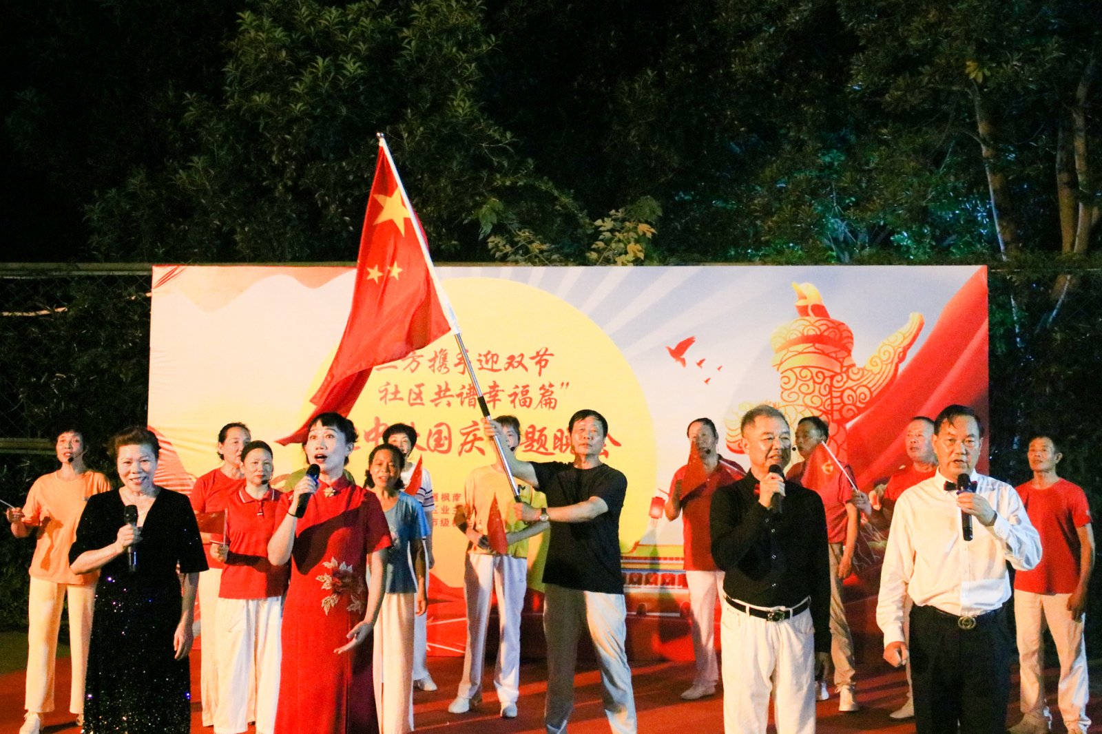 1759135813627525.jpg 3655c1137te9e1f19310697c64996d14.jpg